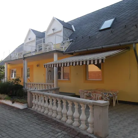 Seven * Keszthely